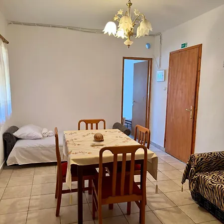 Villa Kyma *
